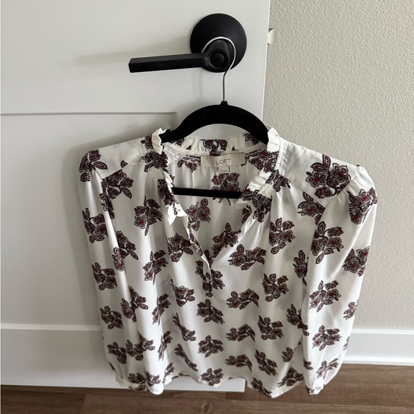 LOFT Tops - LOFT Floral Blouse in White and Burgundy